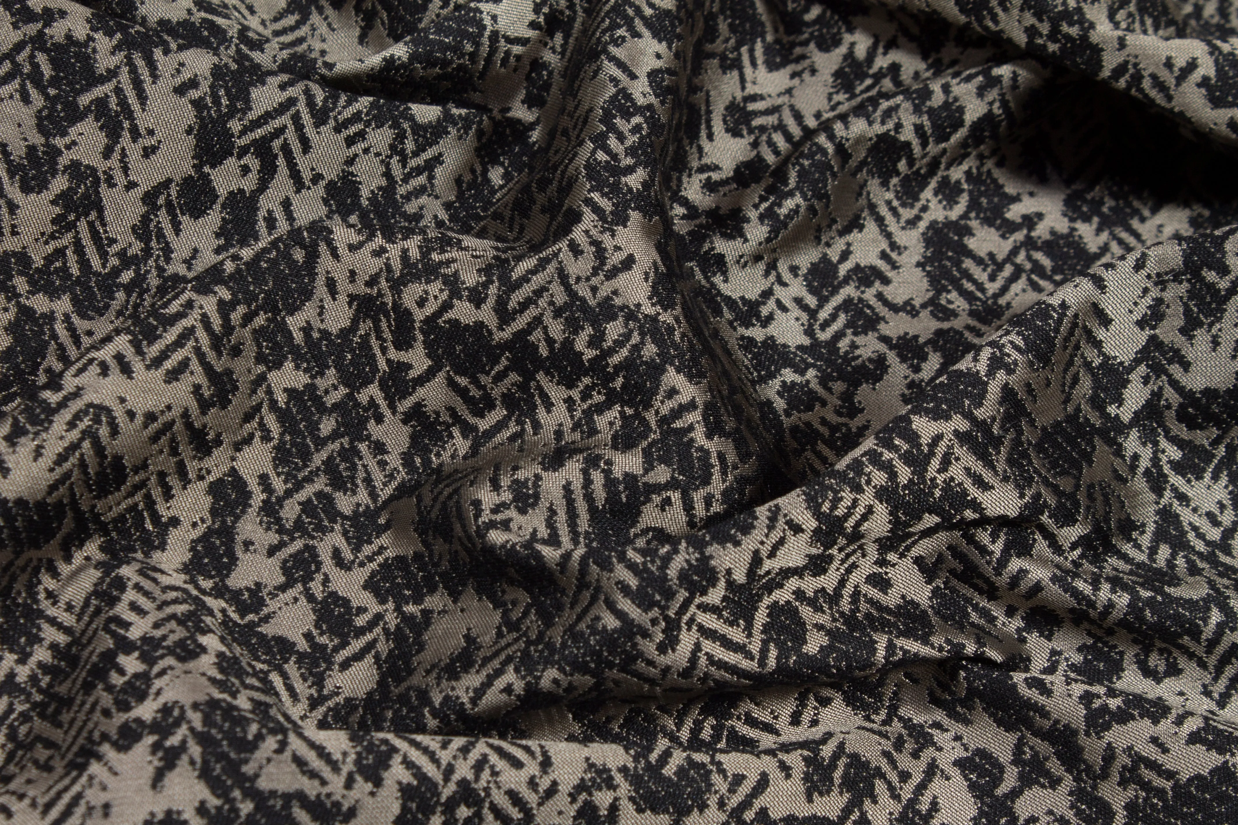 Abstract Jacquard - Taupe / Black