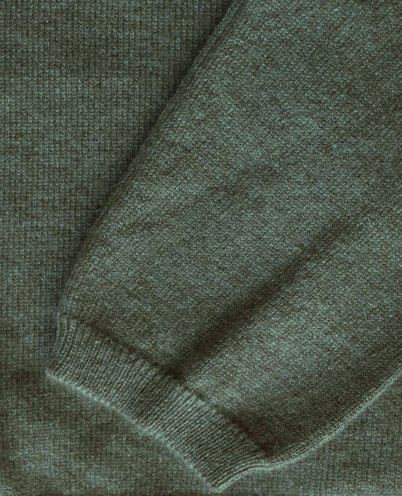 Cambric Cashmere Roll Neck 1 Ply