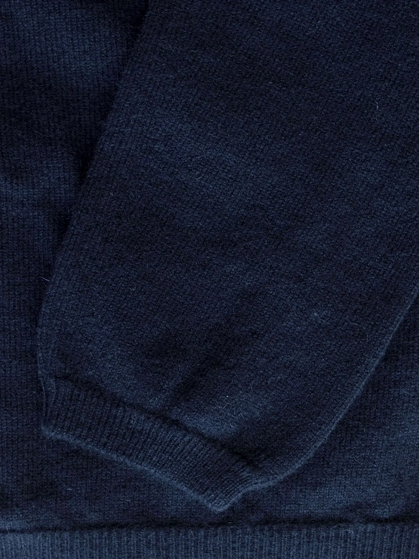 Cambric Cashmere Roll Neck 1 Ply