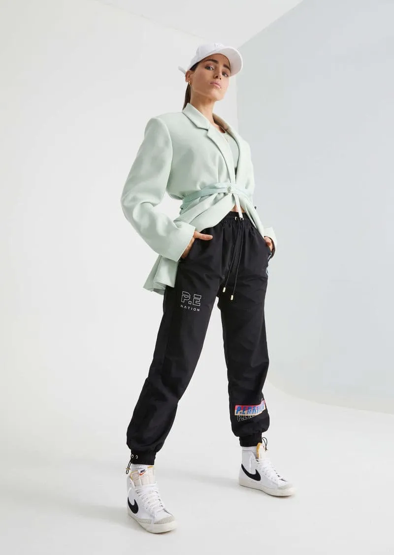 HALF VOLLEY TRACKPANT IN BLACK