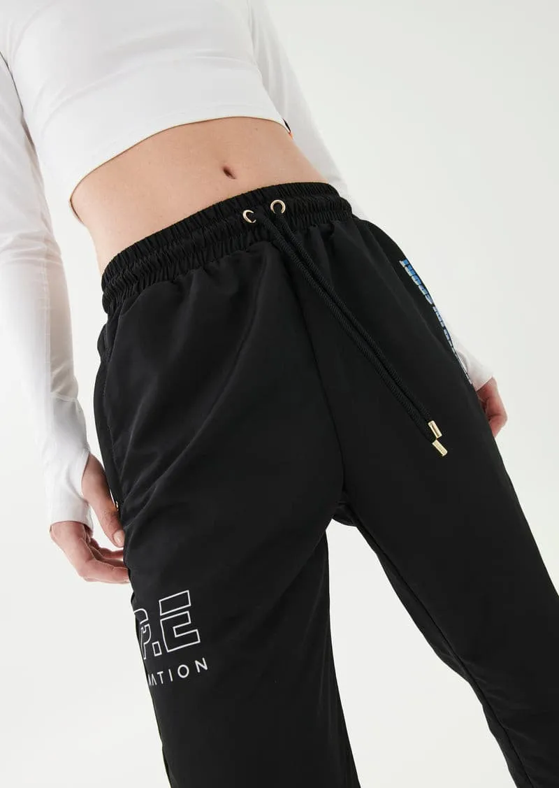 HALF VOLLEY TRACKPANT IN BLACK