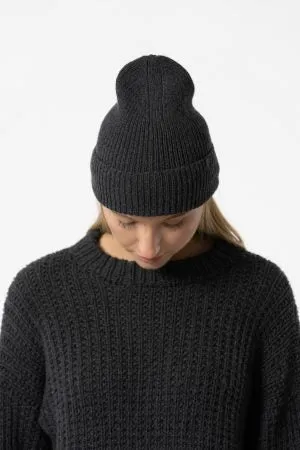 Merino Handknit Rib Hat in Charcoal Grey