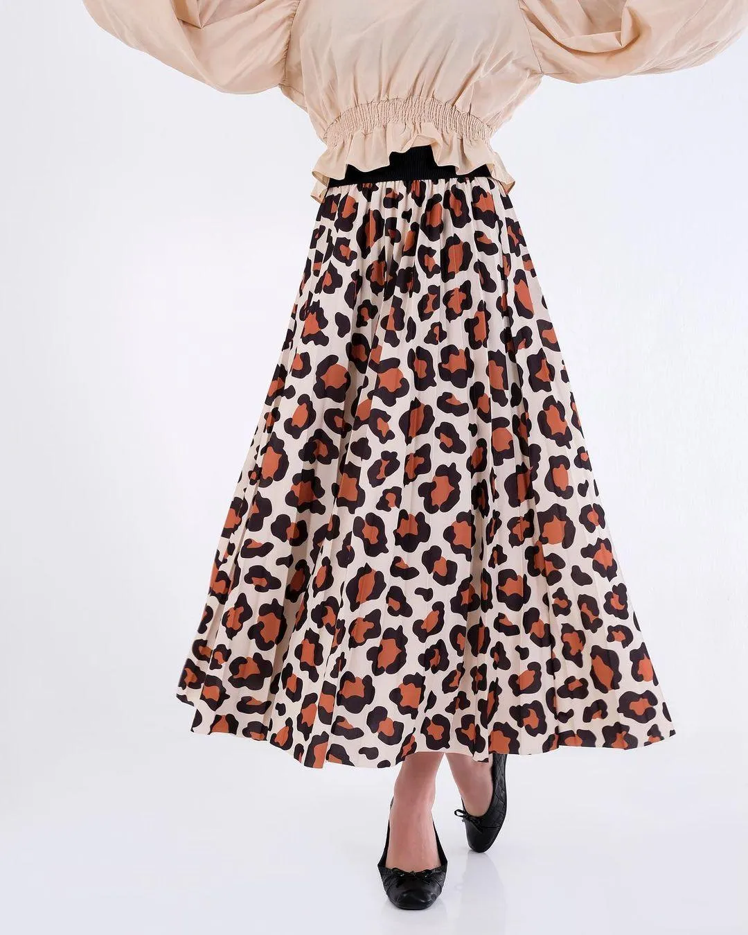 PLEAT LAD FAS SKIRT IN LEOPARD 1206HE