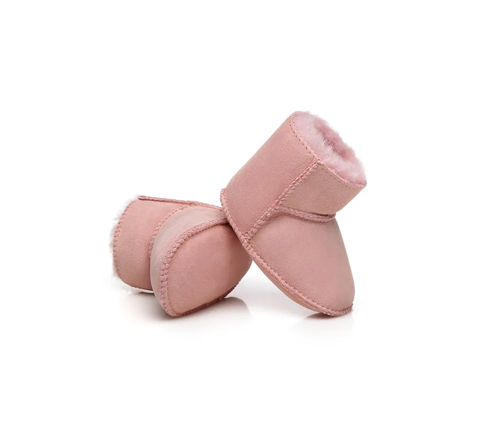 UGG Baby Gift Pack Erin Bootie with Pom Pom Beanie